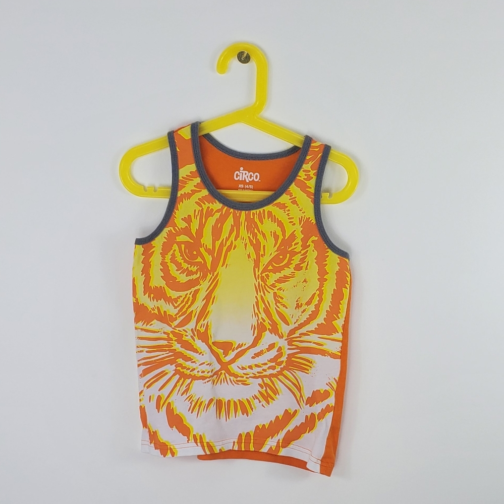 Graphic tank top